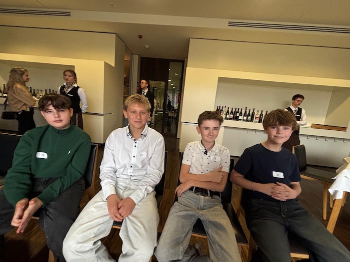 Die Schüler zeigten großes Interesse an den vorgestellten Lehrberufen.