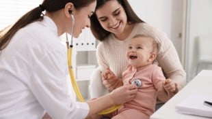 Eine Ärztin vergaß, eine Untersuchung im Pass einzutragen (Symbolbild).