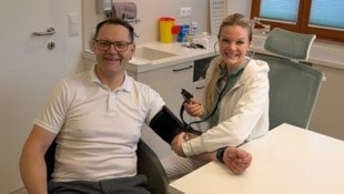 Bei den Kosten für die Arzthaussanierung schoss Waldhausens Bürgermeister Christian Seper der ...