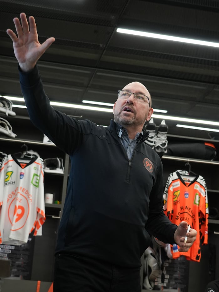 Dan Lacroix hat einen neuen Co-Trainer.