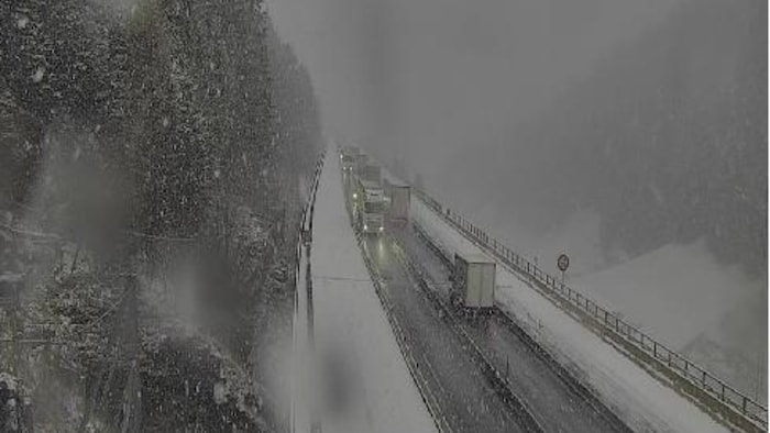 Trübe Aussichten auf der A13 Brennerautobahn.