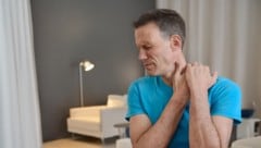 Die Schmerzen können sich bei einer Erkältung verstärken.