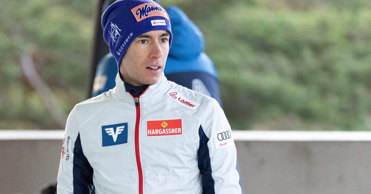 Stefan Kraft speaking to media