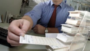 Persönliches Service auf Bahnhöfen wird Schritt für Schritt abgeschafft.