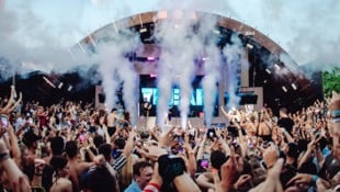 Unvergesslicher als je zuvor will sich der Zrce Beach in Kroatien von 18. bis 25. Juli 2026 ...