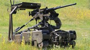 Der mit einem schweren Browning-Maschinengewehr (Kaliber 12,7 Millimeter) und einem ...