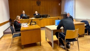 Der 27-Jährige landete zum dritten Mal wegen Lego-Betrugs auf der Anklagebank.