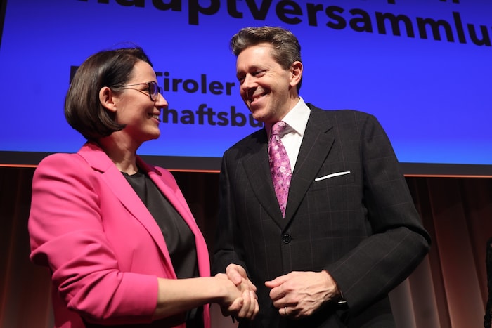 Harald Mahrer trat nach dem Wirbel um interne Gagenerhöhungen als Präsident der Österreichischen ...