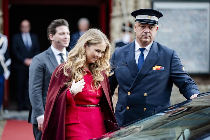 Der Valentino-Mantel ist in diesem Herbst das Lieblingsstück der Prinzessin.