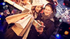 Die optimale Zeit, um Geschenke zu kaufen, dürfte der November sein. Dieser fühlt sich fast wie ...