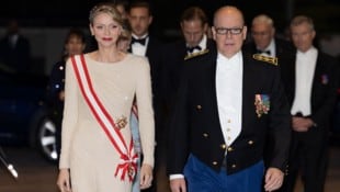 Fürstin Charlène am Nationalfeiertag: Mit ihrer Hochzeits-Tiara, die sie 14 Jahre lang nicht ...