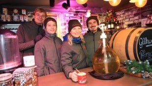 Einen Christkindlmarkt besuchen, aber keinen Punsch trinken? Für viele Wiener wäre das ...
