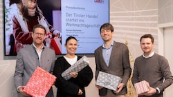 Spartenobmann Roman Eberharter, Verena Wieser (Papier- &amp; Spielwaren), Wolfgang Ziniel (KMU ...