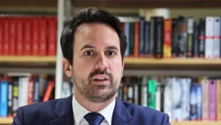 Bildungsminister Christoph Wiederkehr (NEOS) will einen Lehrplan nach dem anderen reformieren.