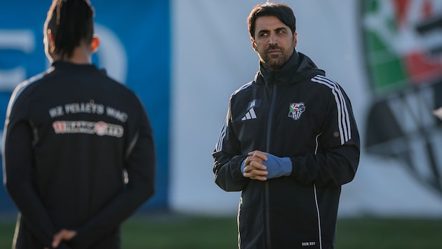 Hinter WAC-Neo-Trainer Ismail Atalan steht in Altach noch ein Fragezeichen.