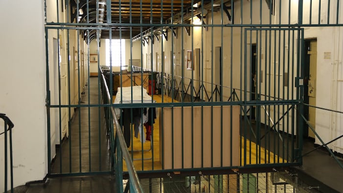 In Haft wollte der verurteilte Mörder ein blutiges Zeichen setzen.