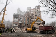 Russland macht trotz der verhandelten Friedenspläne undbeirrt mit seinen Angriffen auf die ...