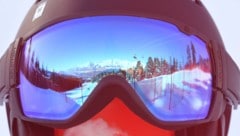Für viele Skifahrer sagt der Hausverstand ohnehin schon, dass ein Helm sinnvoll wäre – nun wird ...