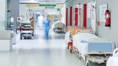 Der Gesundheitsamtsleiter vermerkte, dass sich der Zustand der Patientin mittlerweile gebessert ...