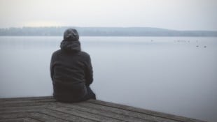 Etwa 600.000 Menschen in Österreich fühlen sich mehr als die Hälfte der Zeit einsam.