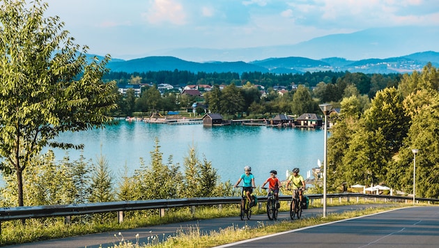 Mit dem Rad bietet die Gegend rund um den Klopeiner See viele Möglichkeiten. Es gibt einen ...