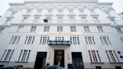 Rund um das Luxushotel Mandarin Oriental läuft aktuell ein heftiger Rechtsstreit, der nun in ...