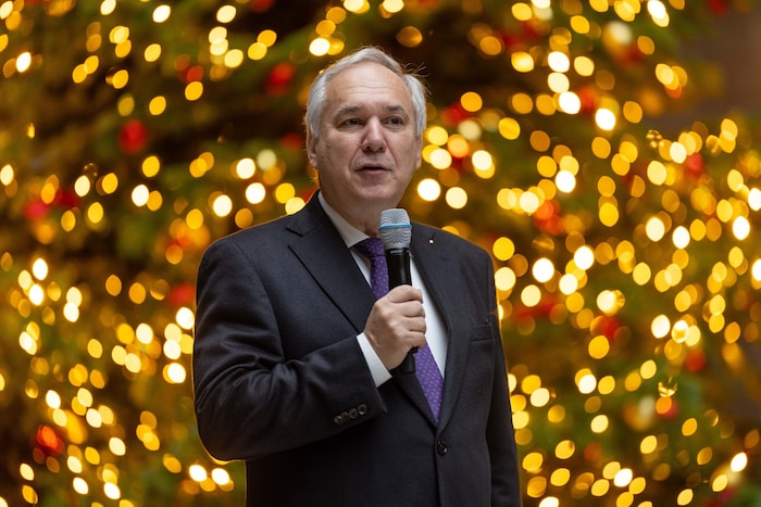 Nationalratspräsident Rosenkranz machte Scherzchen über seinen Vorgänger Sobotka.