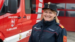 Claudia Sticker engagiert sich nicht nur bei Landesfeuerwehrverband, sondern auch bei der FF St. ...