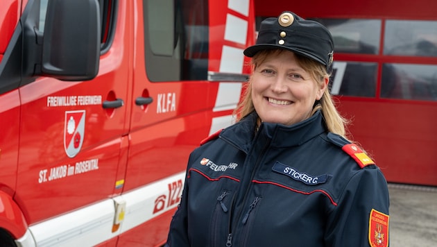 Claudia Sticker engagiert sich nicht nur bei Landesfeuerwehrverband, sondern auch bei der FF St. ...
