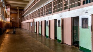 Für Migranten sind die Haftbedingungen in den USA noch schwerer.