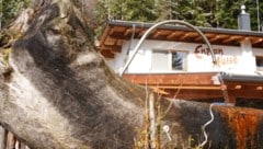 Die Enzianhütte ist ein stattliches Berggasthaus.