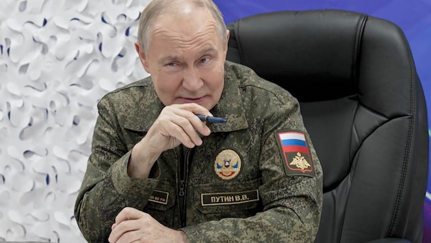 Wladimir Putin hat eine neue „Wunderwaffe“ und somit auch ein neues Werkzeug, um damit zu ...