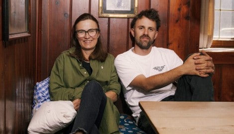 Gemeinsam mit Mutter Susi Schellhorn war Felix zuletzt im Seehof, dem Stammhaus der Familie, zu ...