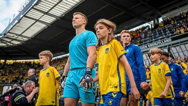 Patrick Pentz ist seit 2023 die Nummer 1 in Bröndby.