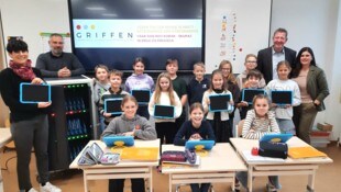 Die Gemeinde Griffen hat neue Tablets für das Bildungszentrum gekauft: Die Schüler und Lehrer ...