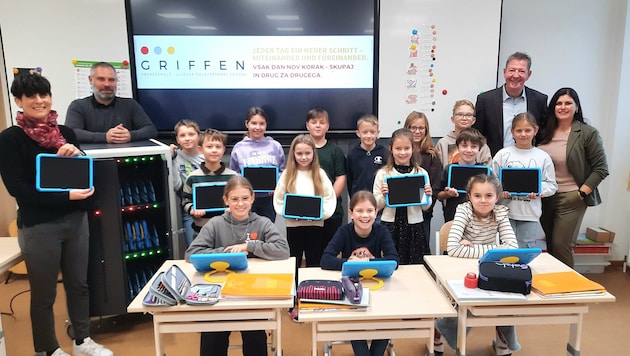 Die Gemeinde Griffen hat neue Tablets für das Bildungszentrum gekauft: Die Schüler und Lehrer ...