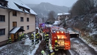 In diesem Reihenhaus geriet eine Wohnung in Brand.