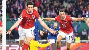 Baumgartner (re.) jubelte mit Gregoritsch über das 1:1.