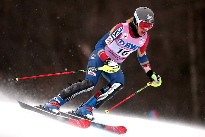 Resi Stiegler im November 2017 beim Slalom in Killington