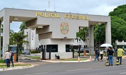 Brasiliens Ex-Präsident Jair Bolsonaro wurde wegen „erhöhter Fluchtgefahr“ in Haft genommen.