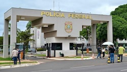 Brasiliens Ex-Präsident Jair Bolsonaro wurde wegen „erhöhter Fluchtgefahr“ in Haft genommen.