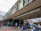 Der 85-jährige Patient wurde ins Salzburger Landesklinikum eingeliefert.