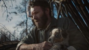 Ob Alltag, Glück oder Schicksalsschläge: Wir begleiten das Leben eines einfachen Holzfällers im ...