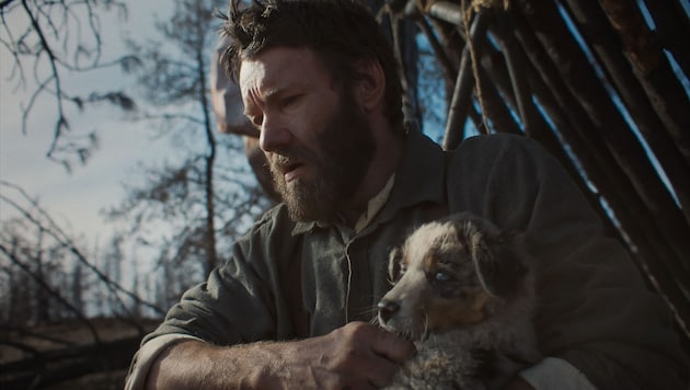 Ob Alltag, Glück oder Schicksalsschläge: Wir begleiten das Leben eines einfachen Holzfällers im ...