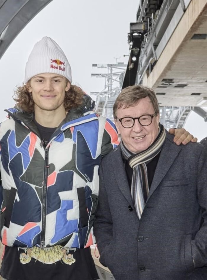 Jakob Falkner (re.) mit dem neuen Sölden-Botschafter Lucas Braathen.