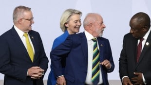 Von links: Australiens Premierminister Anthony Albanese, EU-Kommissionspräsidentin Ursula von ...