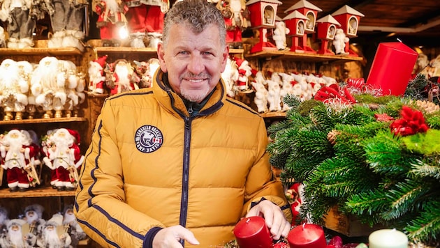 Semino Rossi am Christkindlmarkt in Salzburg