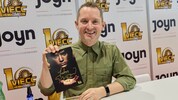 Der Superstar des Events: Bei den Autogramm- und Fotostunden mit Elijah „Frodo“ Wood bildeten ...