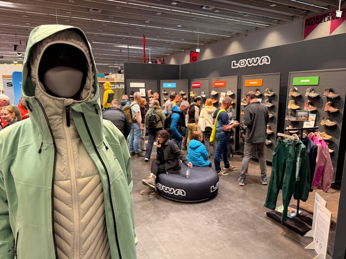 Schuhhersteller Lowa ist natürlich auch vertreten.