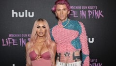 Megan Fox darf sich freuen: Laut eigener Aussage ist Machine Gun Kelly im Schlafzimmer so ...